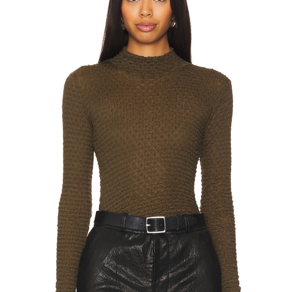 Frame NWT olive Textured Women's mesh Turtleneck